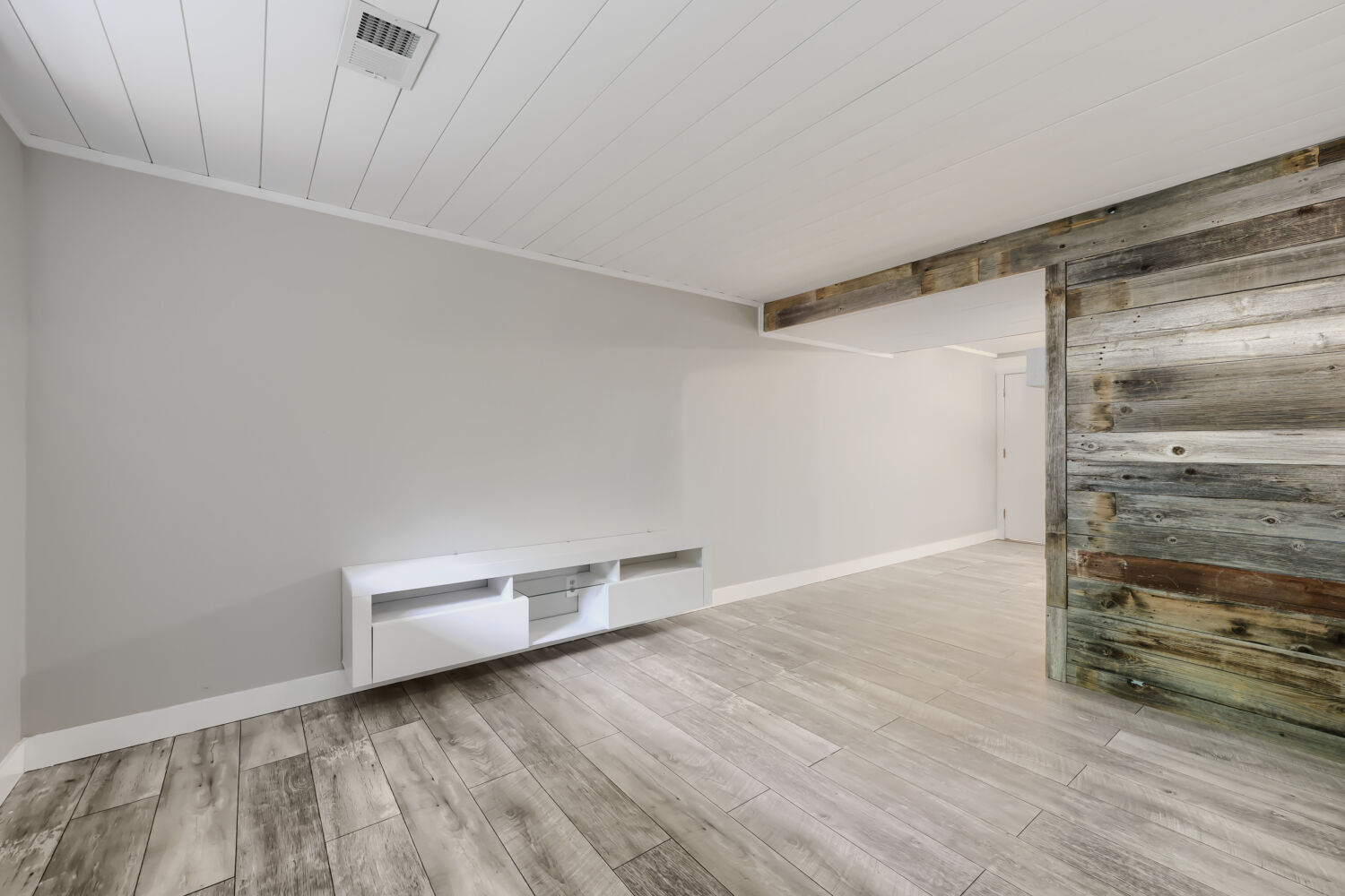 Building Photo - 1606 Cottonwood Dr