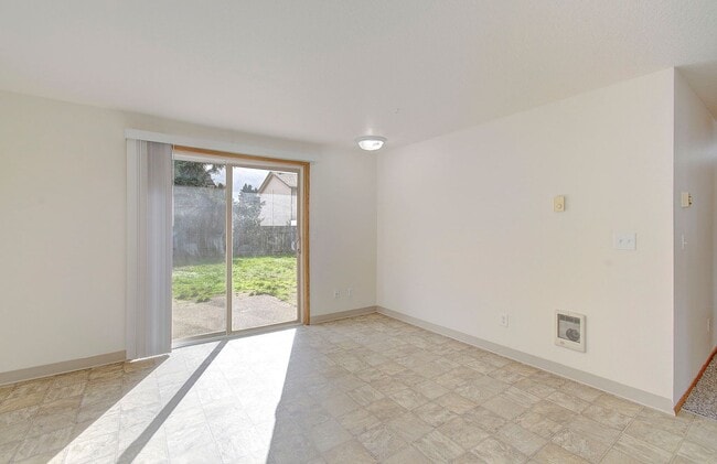 Building Photo - 3bd 2ba Single Level Home in Mountain View Neighborhood