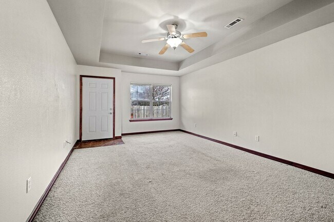 Building Photo - 1270 N Trinity Dr