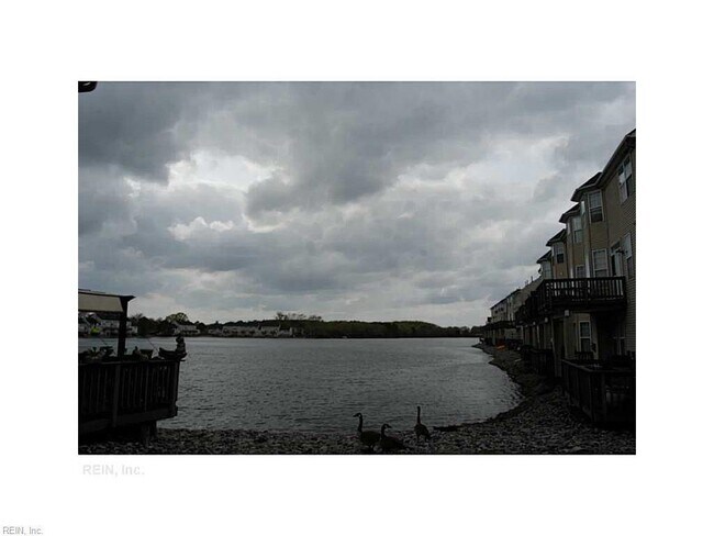Building Photo - LAKE FRONT CONDO