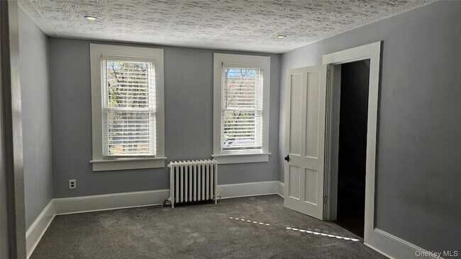 Building Photo - 130 Hortonville Main St