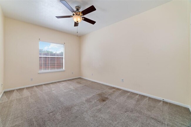 Building Photo - 22531 Heather Way Ct