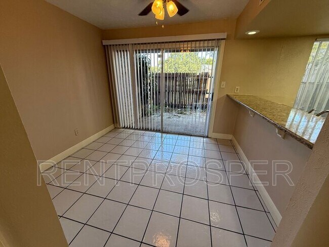 Building Photo - 4046 Shakespeare Rd
