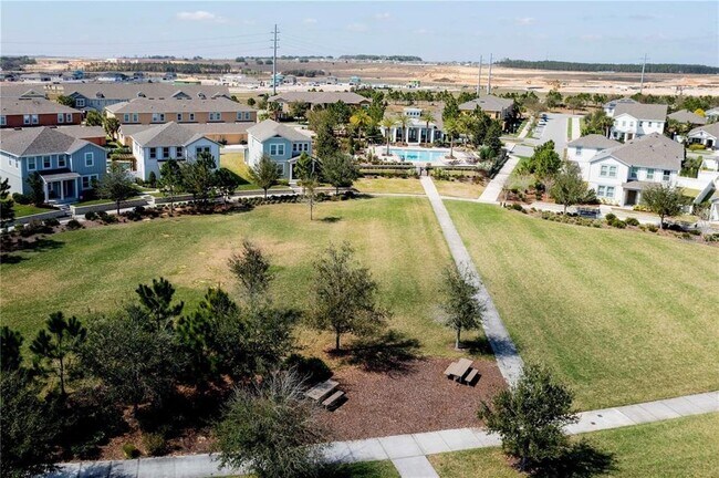 Building Photo - 15602 Sunquat Dr
