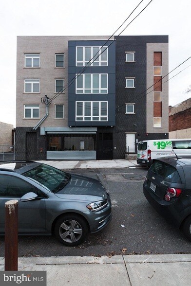 Building Photo - 1228-32 W College Ave