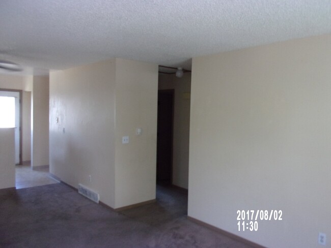 Building Photo - Littleton Ranch Style Townhome - 2 Bedroom...