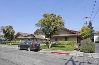 Building Photo - The Chalet at Curtner