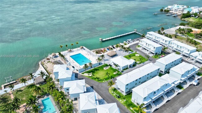 Building Photo - 10877 Overseas Hwy