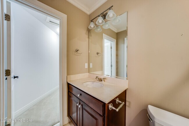 Building Photo - 12307 Ridgeview Dr