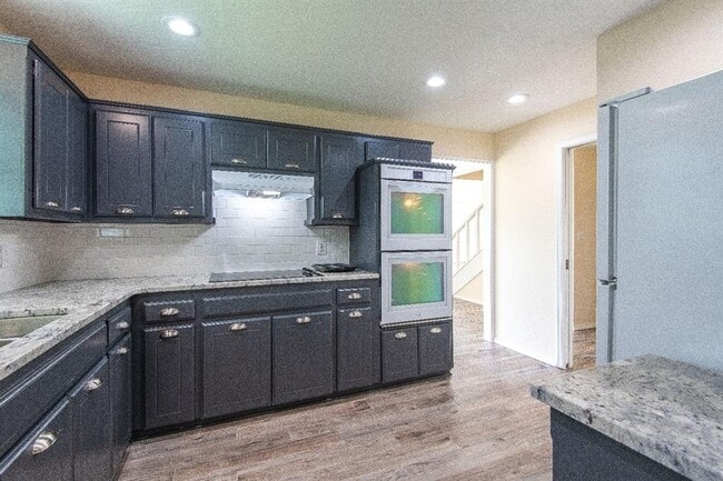 Building Photo - 613 Doe Trail