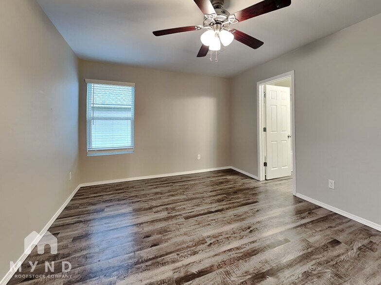 Building Photo - 1114 Flint Way