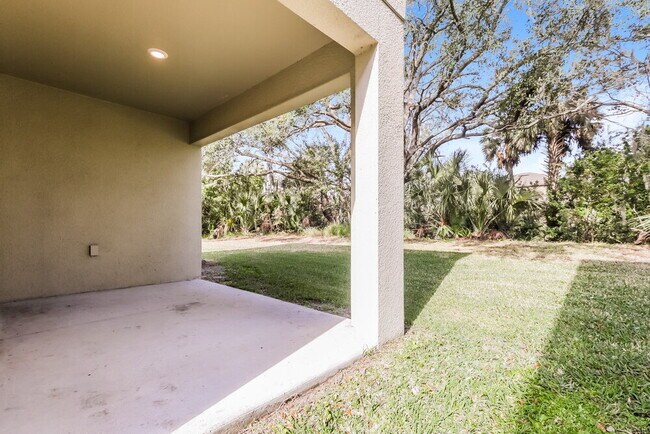 Building Photo - 7340 Spring Snowflake Ave