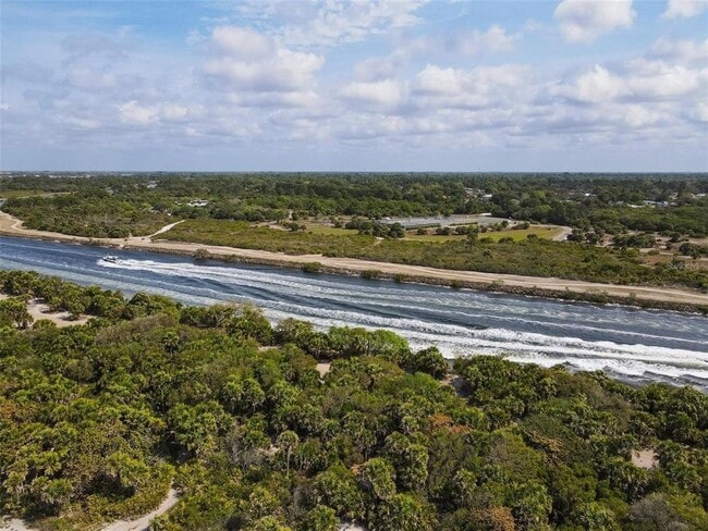 Building Photo - 1329 Nantucket Rd