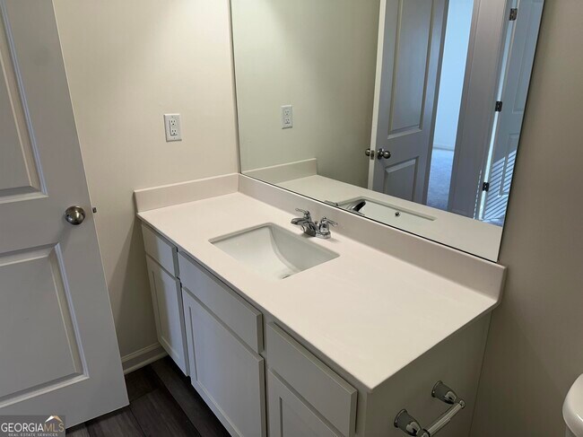 Building Photo - 1070 Paddington Dr