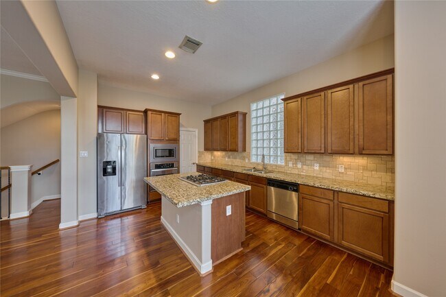 Building Photo - 2526 Bevis St