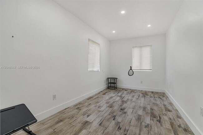 Building Photo - 2275 NW 30th St
