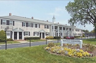 Building Photo - 509 N Hamilton St