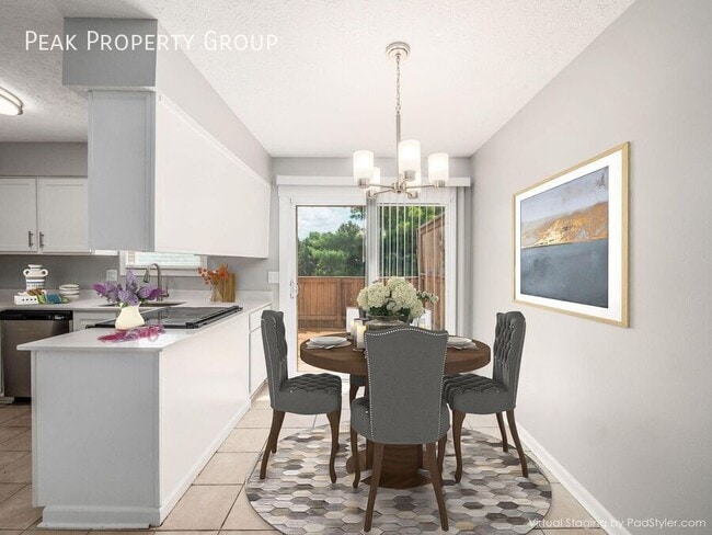 Building Photo - 2019 Queensgate Ln