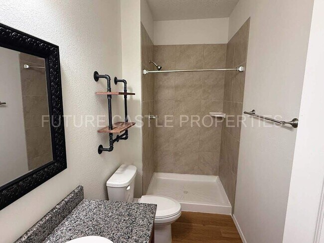 Building Photo - 4766 Grizzly Peak Rd NE