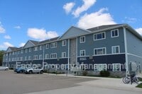 Building Photo - 561 S Elk St
