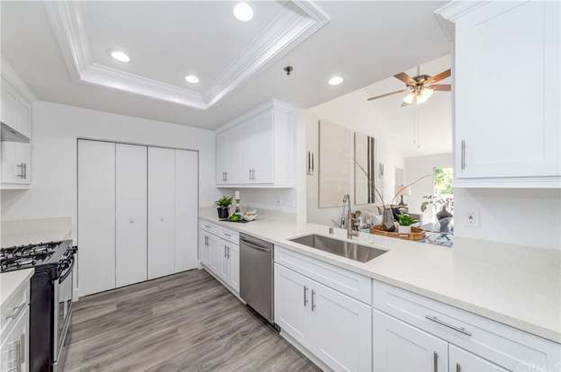 Building Photo - 10371 Garden Grove Blvd
