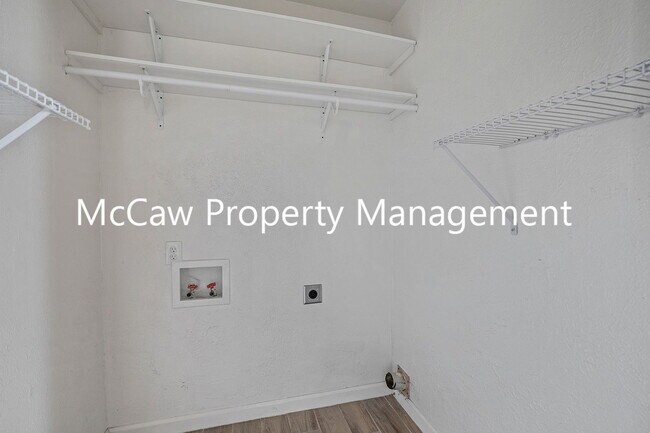Building Photo - 1414 White Way