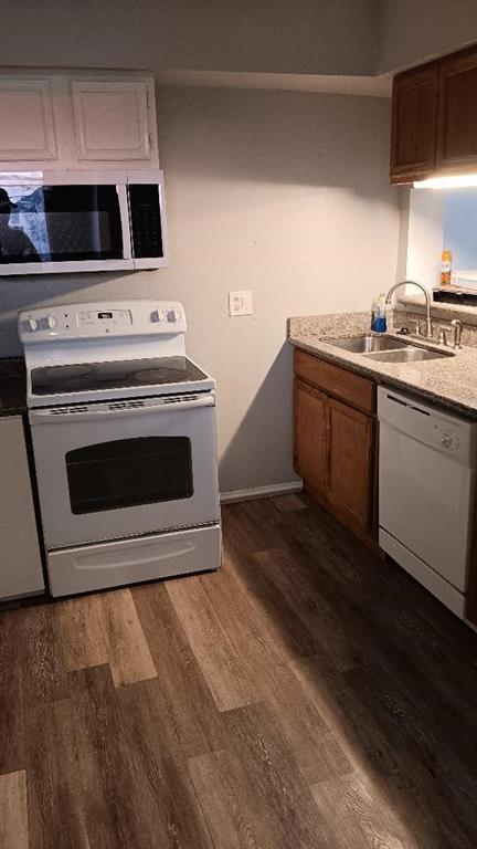 Building Photo - 9090 S Braeswood Blvd