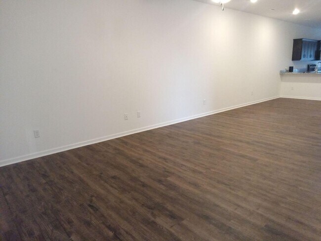 Building Photo - 512 Alex Jordan Dr.