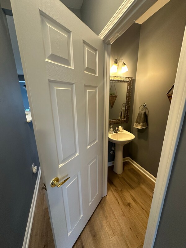 Building Photo - 4036 Holly Villa Cir