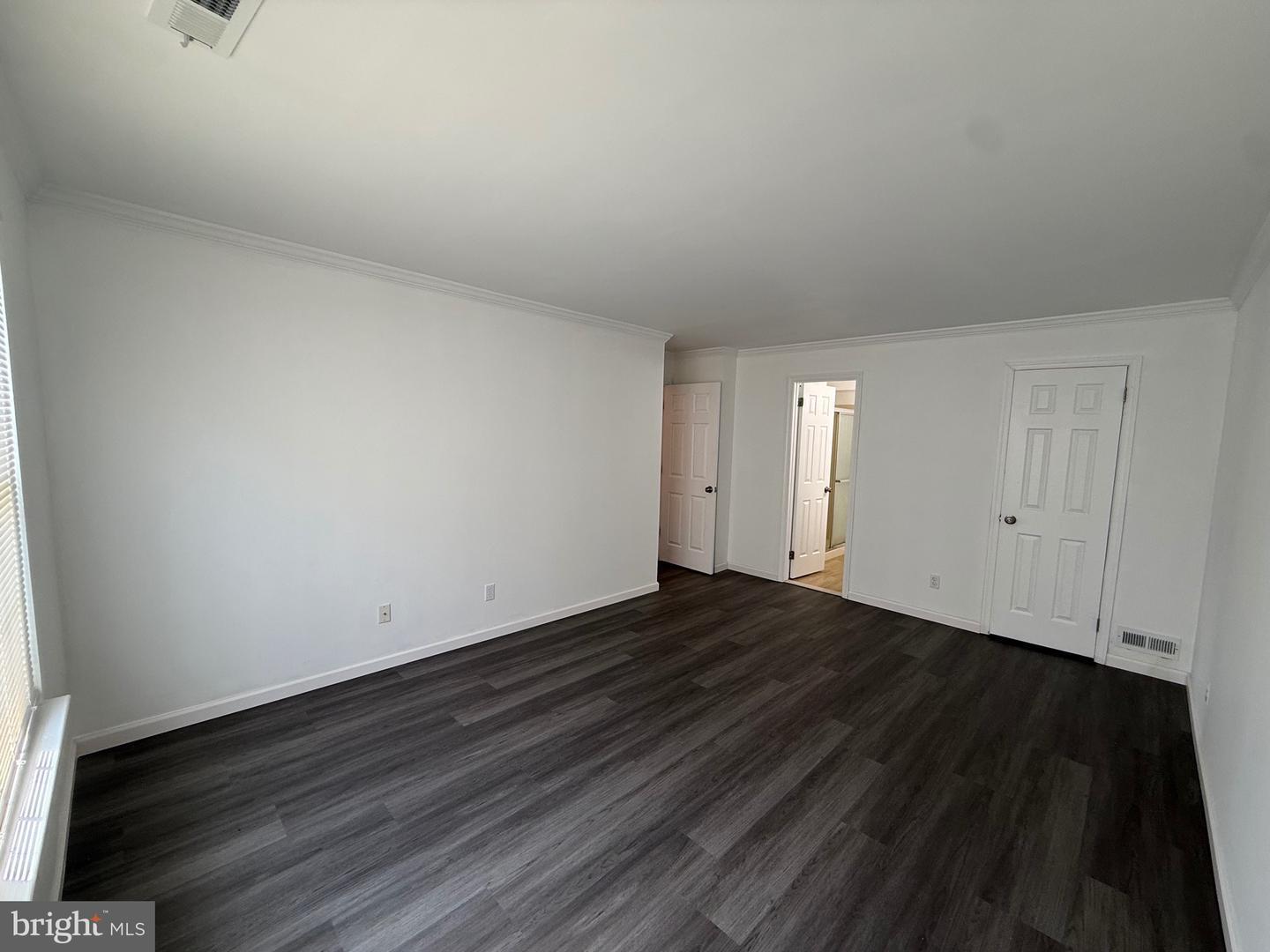 Building Photo - 1705A Heatherstone Ct