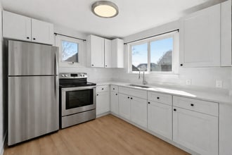 Building Photo - 41 W George Ave