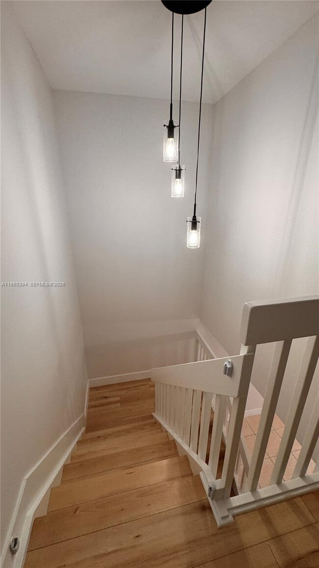 Building Photo - 3801 Cocoplum Cir