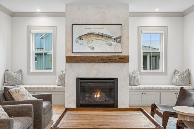 Building Photo - Beautiful 5 Bedroom Marshside Home