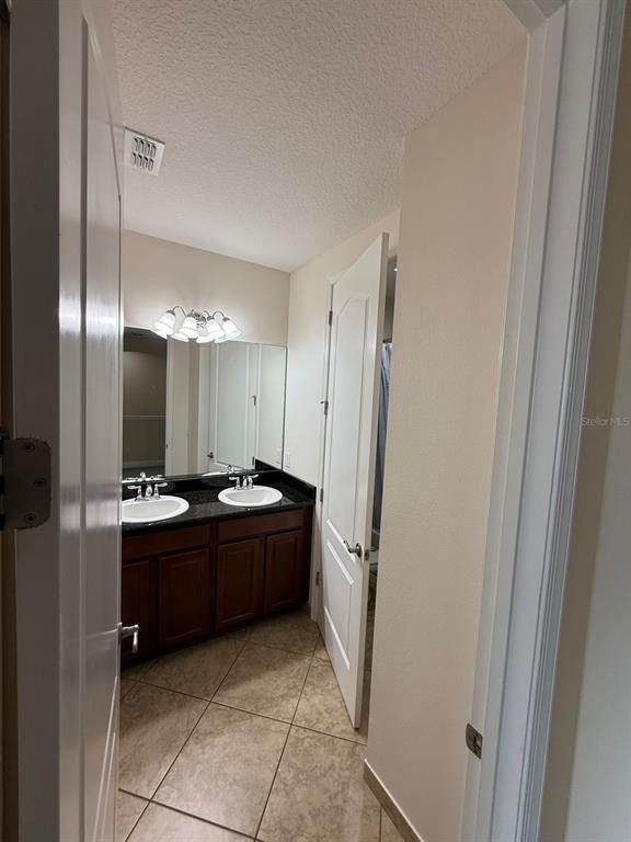 Building Photo - 8057 Prestbury Dr