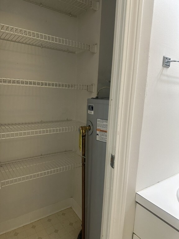 Building Photo - 5 5th St