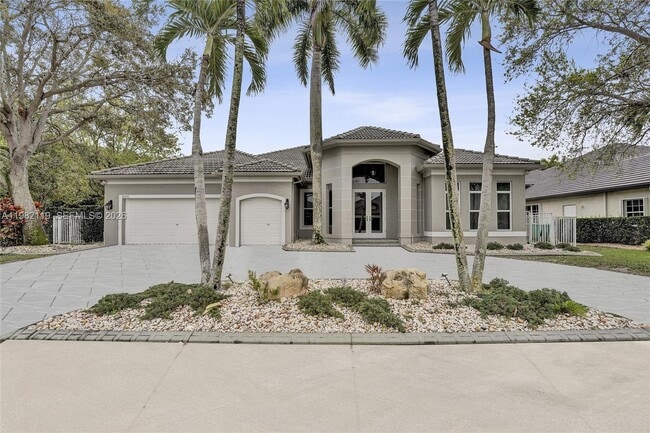 Building Photo - 8006 N Savannah Cir