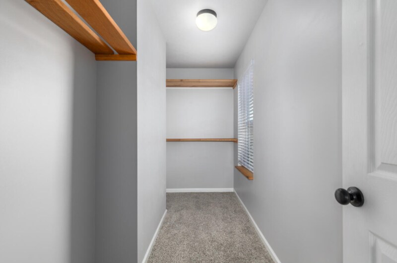 Building Photo - 24537 Brownstone Blvd