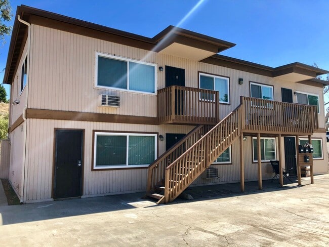 Building Photo - 9906 Buena Vista Dr