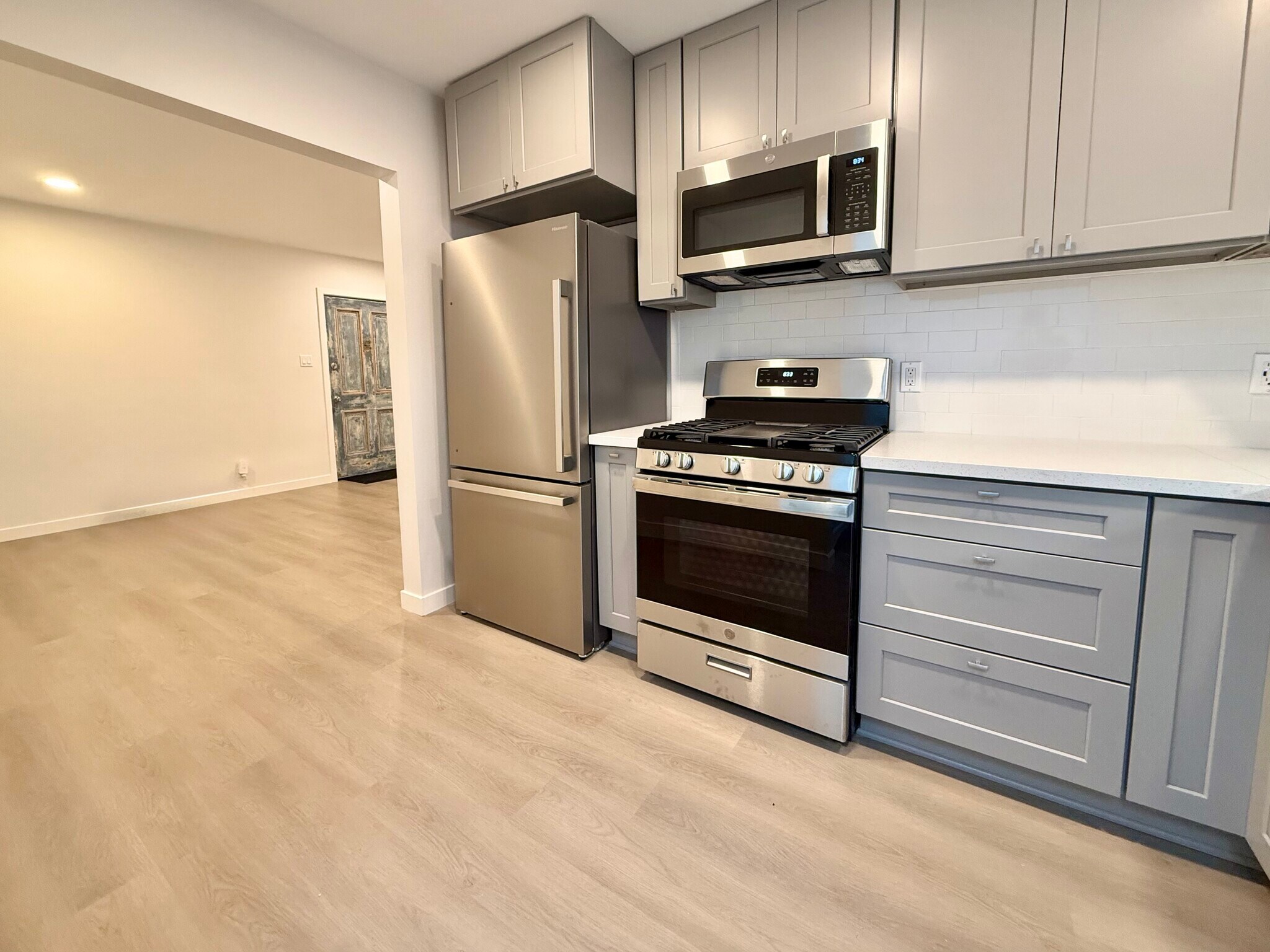 Building Photo - 467 36th St