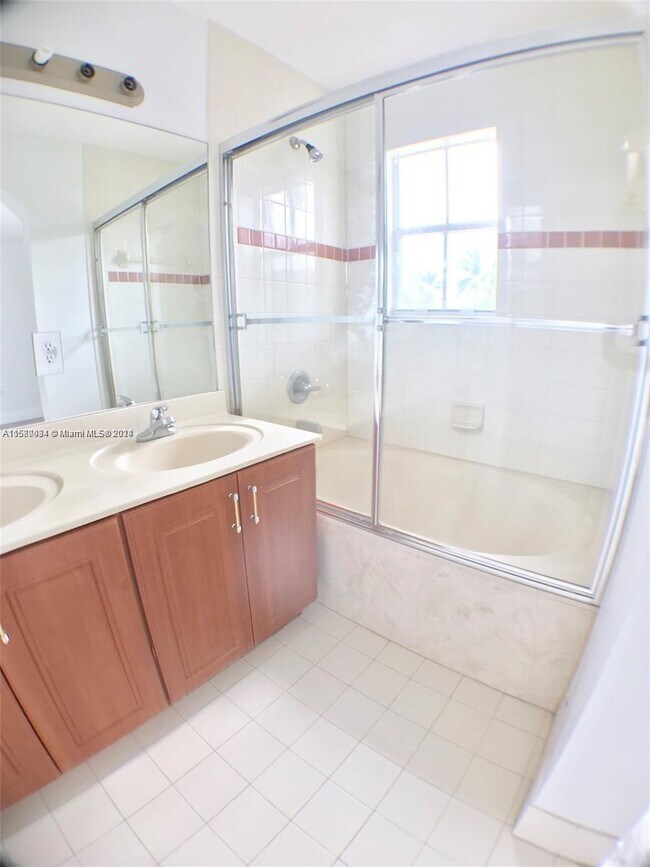 Building Photo - 12804 SW 31st St