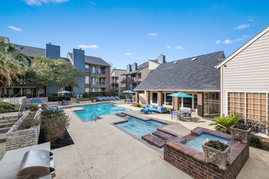 Hillcreste at Thousand Oaks 1570 Thousand Oaks Dr San Antonio TX