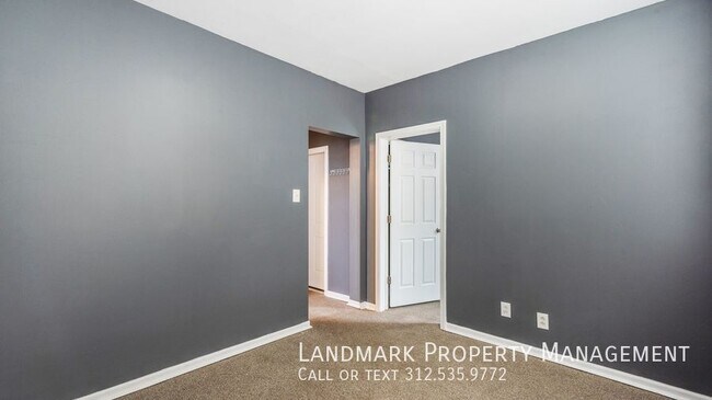 Building Photo - 2612 W 25th St