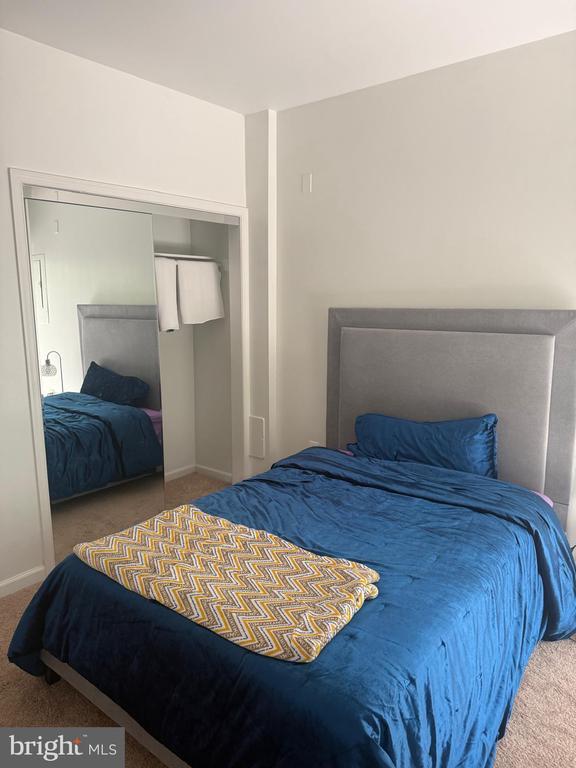 Building Photo - 8469 Silverdale Rd