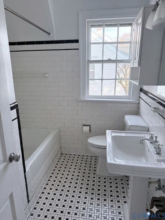 Building Photo - 1724 Wilmington Ave W