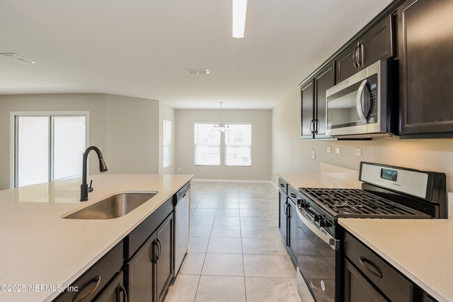 Building Photo - 3040 Greywood Ln