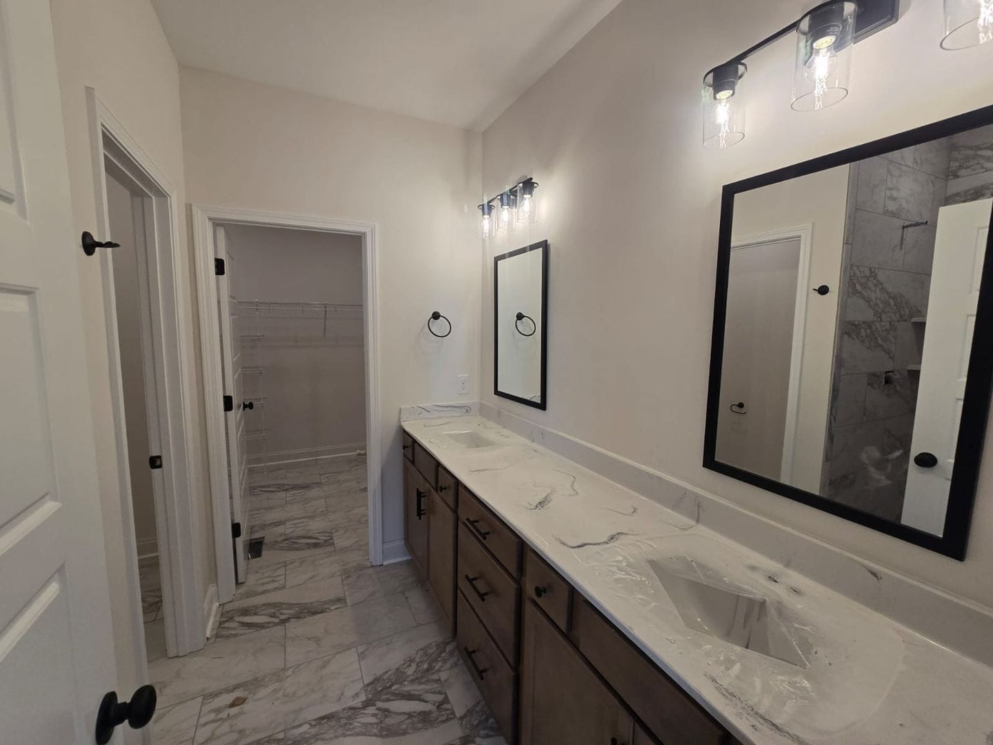 Building Photo - 505 N Halifax Ct