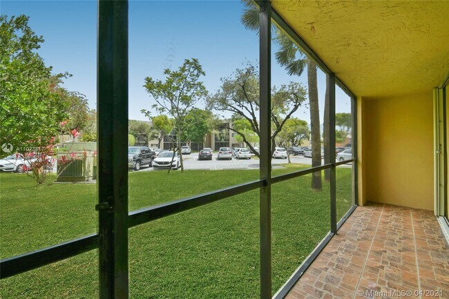 Building Photo - 8075 SW 107th Ave