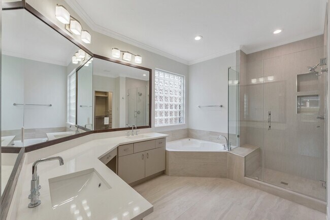 Building Photo - 6334 Collina Springs Ct