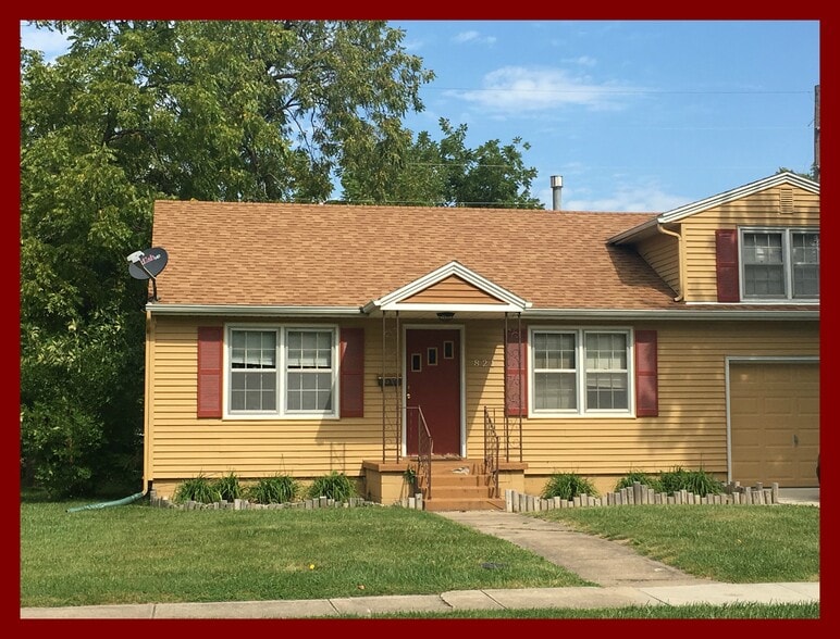 Primary Photo - 821 E Patterson St