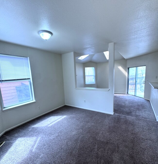 Building Photo - 9362 W Coal Mine Ave